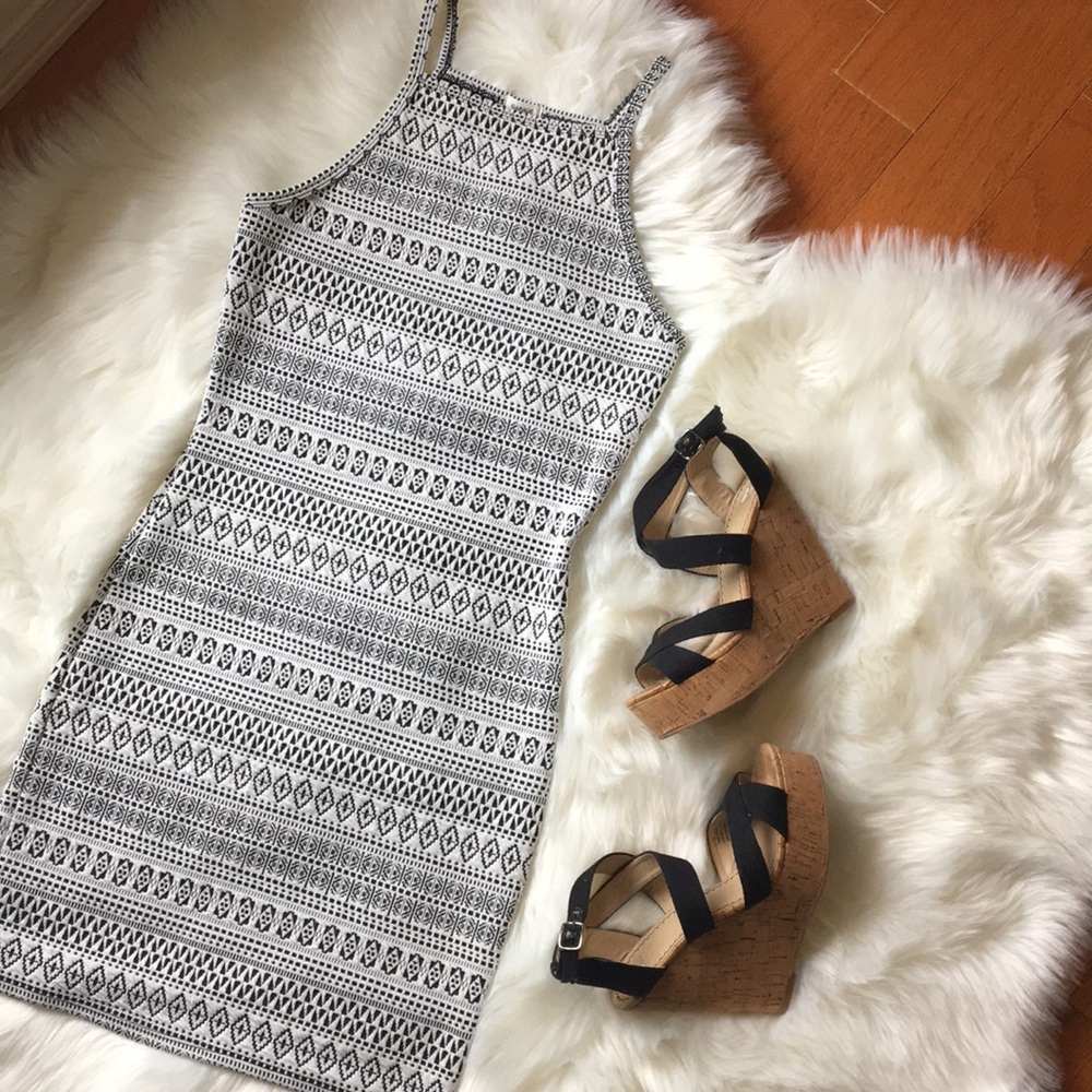 BP Strappy Wedges